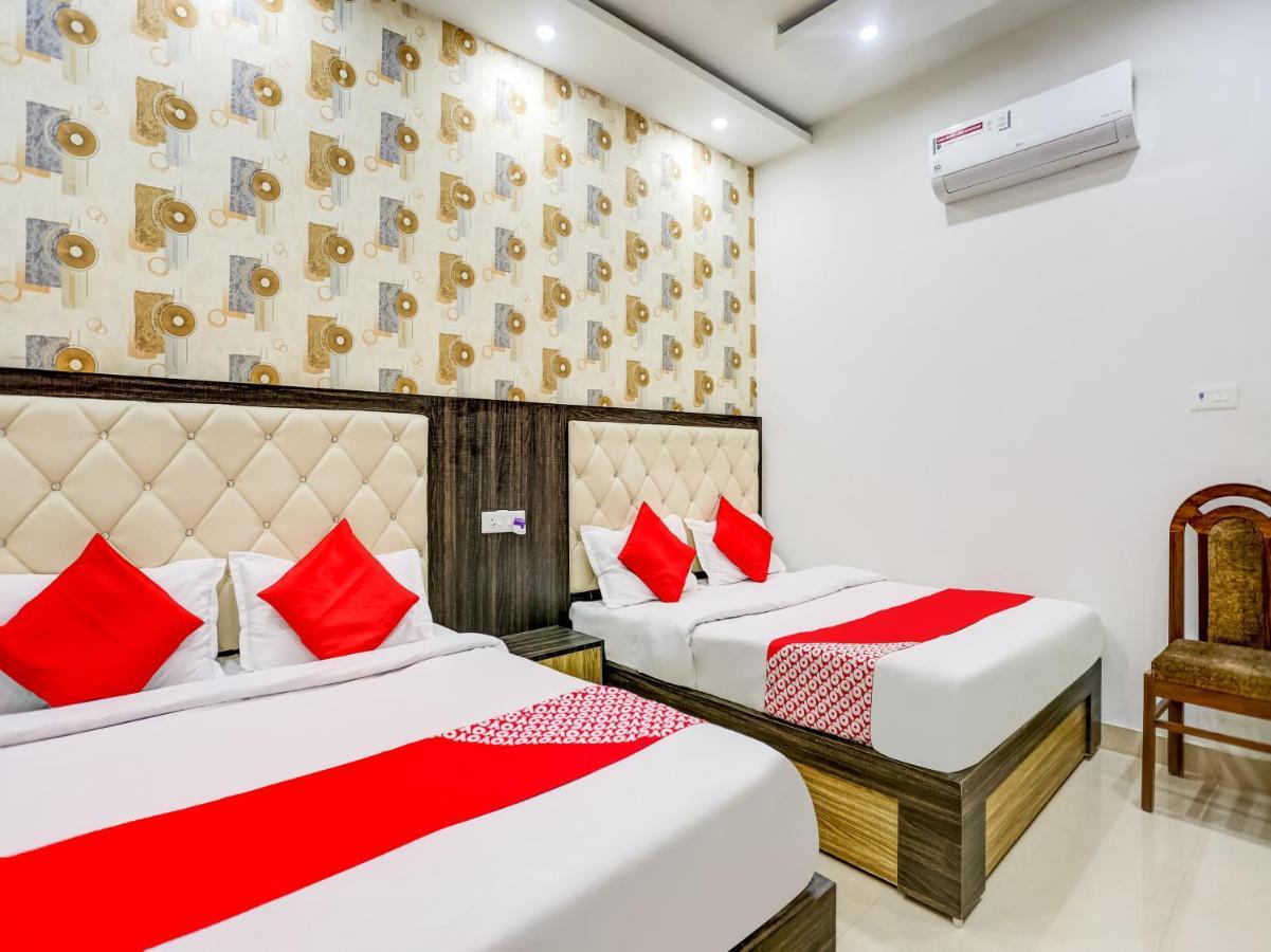 Oyo 75850 Vishwanath Guest House Varanasi Exteriör bild